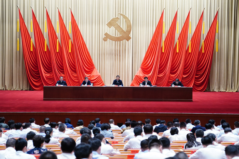 9月1日,2021年秋季学期中央党校(国家行政成人影片
)中青年干部培训班在中央党校开班。中共中央总书记、国家主席、中央军委主席习近平在开班式上发表重要讲话。新华社记者 翟健岚 摄